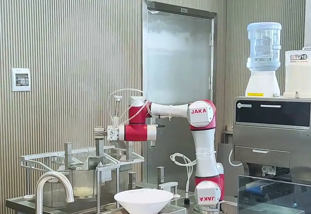 Smart Noodle Robot